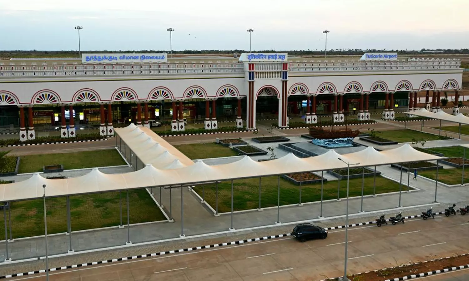பிரதமர் மோடி வருகையை முன்னிட்டு தூத்துக்குடி விமான நிலையத்தில் 5 அடுக்கு பாதுகாப்பு