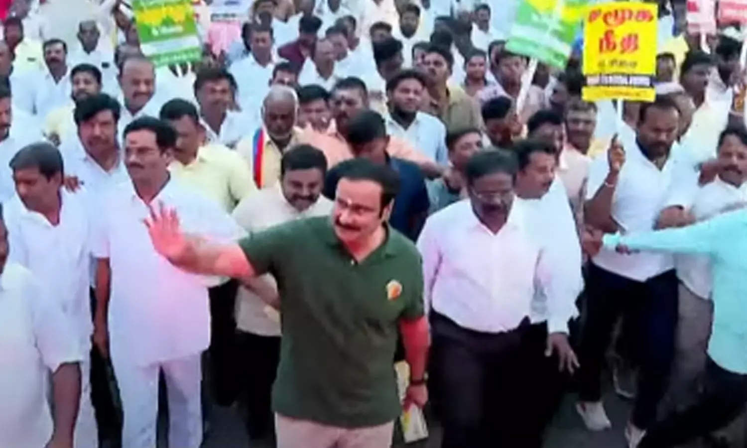 திருப்போரூரில் இருந்து 100 நாள் நடைபயணத்தை தொடங்கினார் அன்புமணி ராமதாஸ்