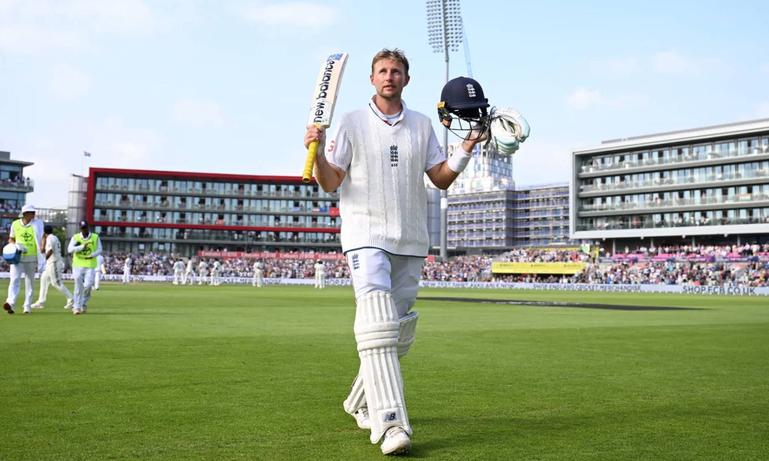 ENGvIND 4th Test: மூன்றாம் நாள் முடிவில் இங்கிலாந்து 544 ரன்கள் குவிப்பு ENGvIND 4th Test: மூன்றாம் நாள் முடிவில் இங்கிலாந்து 544 ரன்கள் குவிப்பு