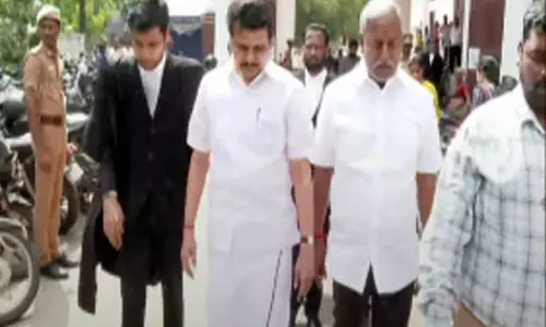 டெண்டர் முறைகேடு- செந்தில் பாலாஜி, லஞ்ச ஒழிப்புத்துறை பதில் அளிக்க நீதிமன்றம் உத்தரவு