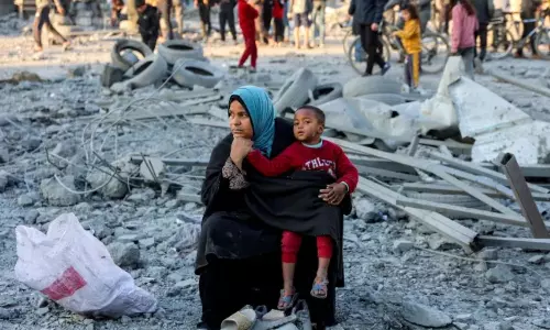 பட்டினியில் உயிரிழக்கும் காசா மக்கள்.. 3 இடங்களில் தற்காலிக போர் நிறுத்தம் அறிவித்த இஸ்ரேல்