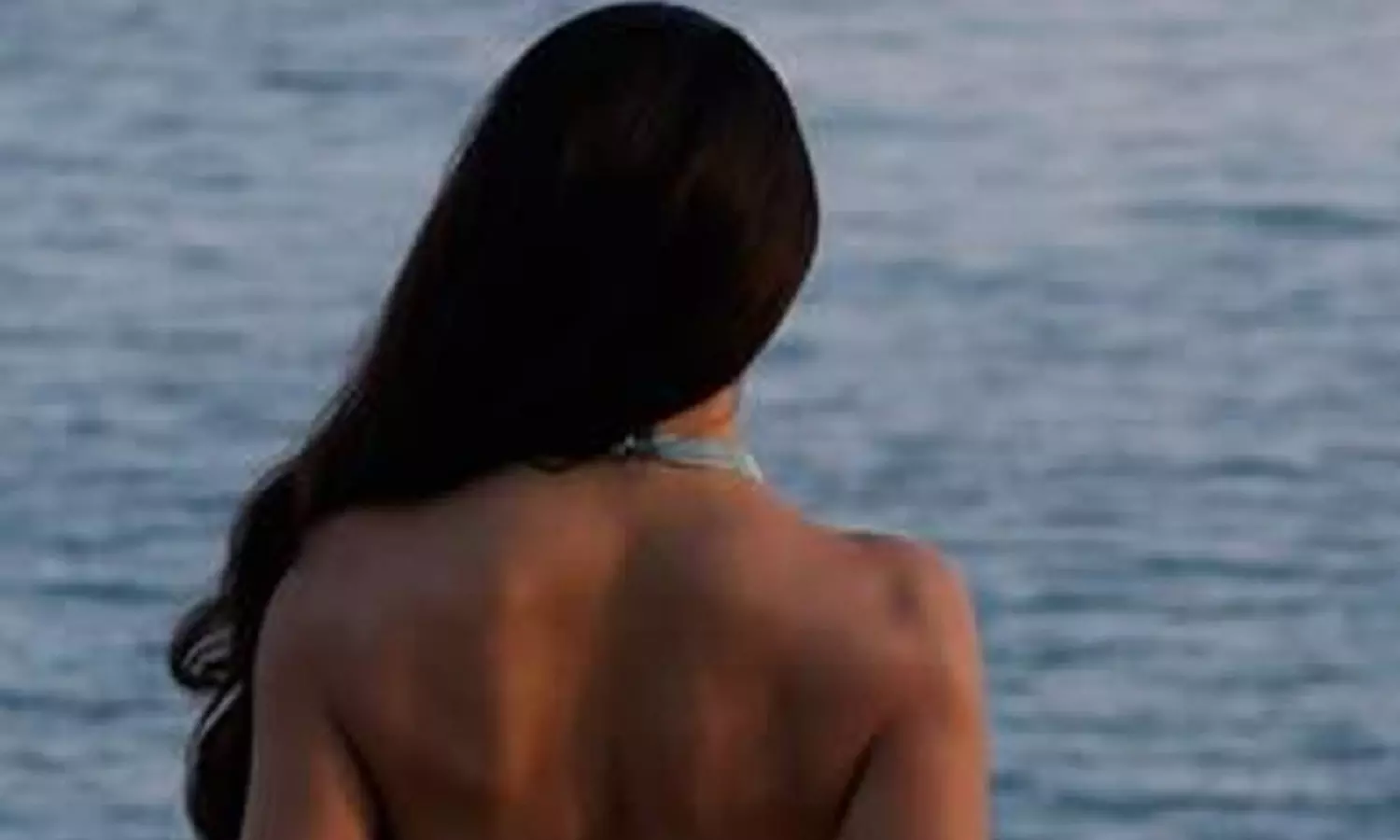 இலங்கை தீவில் சொகுசு மாளிகை கட்டும் பிரபல நடிகை இலங்கை தீவில் சொகுசு மாளிகை கட்டும் பிரபல நடிகை