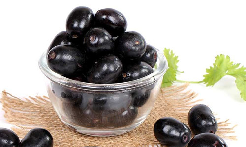 உடலுக்கு நன்மை செய்யும் நாவல் பழம்...