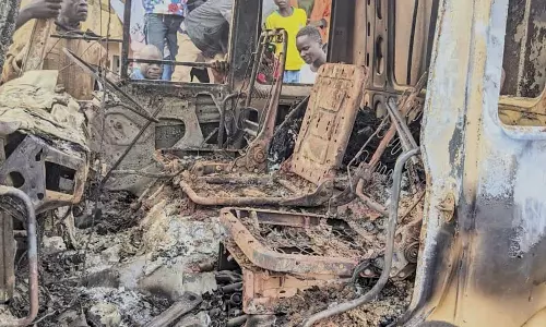 காங்கோவில் தேவாலயம் மீது கிளர்ச்சியாளர்கள் தாக்குதல் - உயிரிழந்தோர் எண்ணிக்கை 34 ஆக உயர்வு