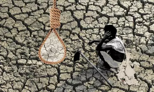 கர்நாடகாவில் கடந்த 16 மாதங்களில் மட்டும் 981 விவசாயிகள் தற்கொலை..