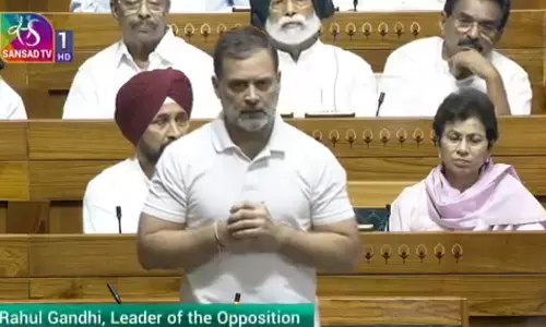 இந்திராகாந்திக்கு இருந்த துணிச்சலில் பிரதமர் மோடிக்கு பாதியாவது இருக்கிறதா?: ராகுல் காந்தி கேள்வி