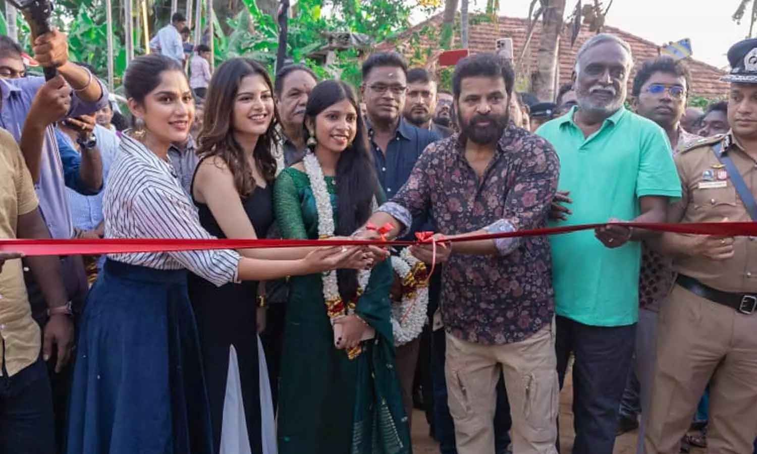 பெரும் பொருட்செலவில் ட்ரீம் லைன் திரைப்பட நிறுவனம் இலங்கையில் அறிமுகம்! பெரும் பொருட்செலவில் ட்ரீம் லைன் திரைப்பட நிறுவனம் இலங்கையில் அறிமுகம்!