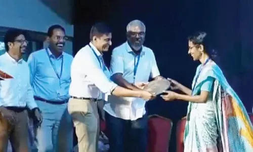 கல்லூரியில் திருடிய மணியை 28 ஆண்டுகளுக்கு பிறகு ஒப்படைத்த என்ஜினீயர்