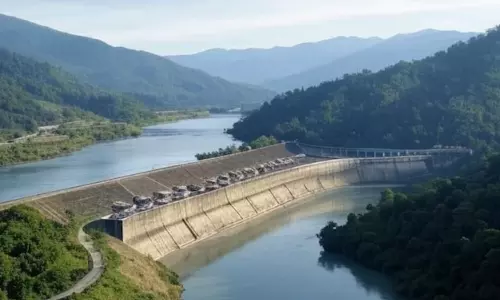 செனாப் நதியில் ரூ.22,704 கோடி செலவில் மிகப்பெரிய நீர்மின் திட்டம்.. பாகிஸ்தானுக்கு ஷாக் கொடுத்த இந்தியா