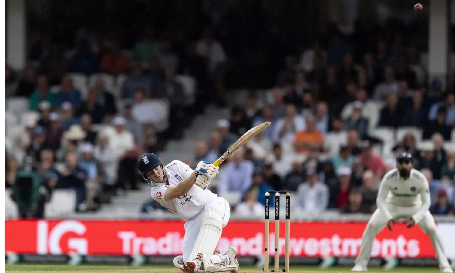 ENGvIND 5th test: இங்கிலாந்து முதல் இன்னிங்சில் 247 ரன்களுக்கு ஆல் அவுட் ENGvIND 5th test: இங்கிலாந்து முதல் இன்னிங்சில் 247 ரன்களுக்கு ஆல் அவுட்