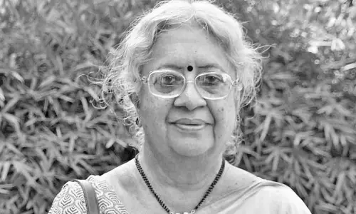 பிரபல கல்வியாளர் முனைவர் வசந்தி தேவி காலமானார்