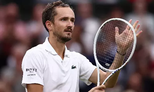 கனடா ஓபன் டென்னிஸ்: 3வது சுற்றில் மெத்வதேவ் அதிர்ச்சி தோல்வி