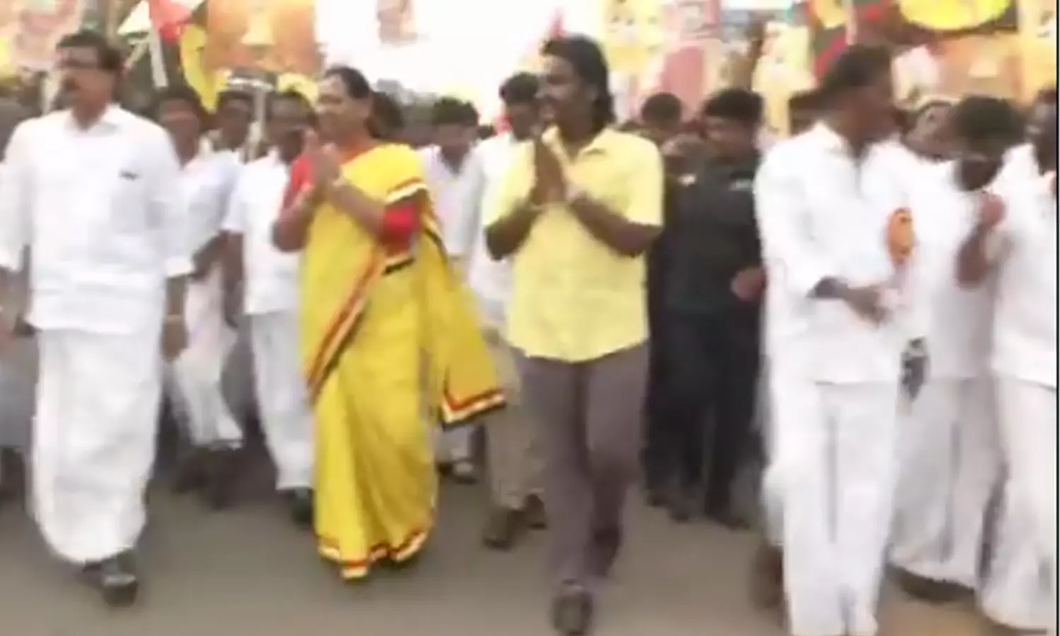 தே.மு.தி.க.-வின் இல்லம் தேடி.. உள்ளம் நாடி..- பிரச்சார சுற்றுப் பயணத்தை தொடங்கினார் பிரேமலதா