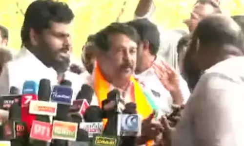 ஆதாரம் காட்டிய ஓ.பி.எஸ்.- நயினார் நாகேந்திரனை பேசவிடாமல் அழைத்து சென்ற அண்ணாமலை