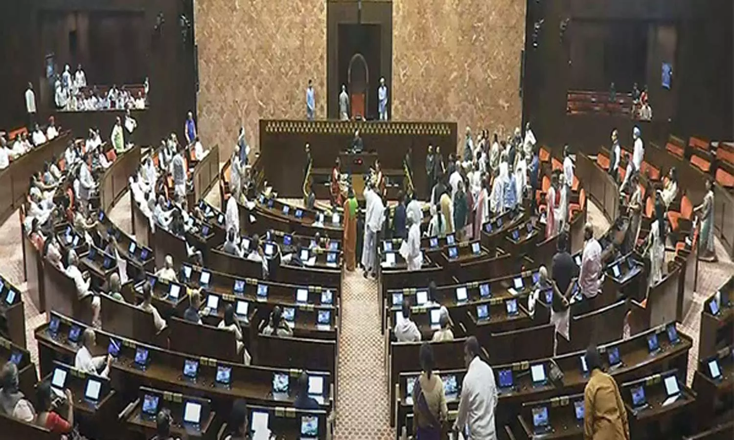 மணிப்பூரில் ஜனாதிபதி ஆட்சியை நீட்டிக்க முடிவு: மாநிலங்களவையில் தீர்மானம் நிறைவேற்றம் மணிப்பூரில் ஜனாதிபதி ஆட்சியை நீட்டிக்க முடிவு: மாநிலங்களவையில் தீர்மானம் நிறைவேற்றம்