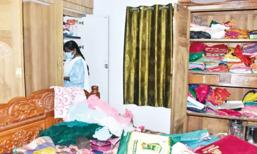 விவசாயி வீட்டில் 160 பவுன் நகைகள் கொள்ளை- மர்மநபர்கள் கைவரிசை