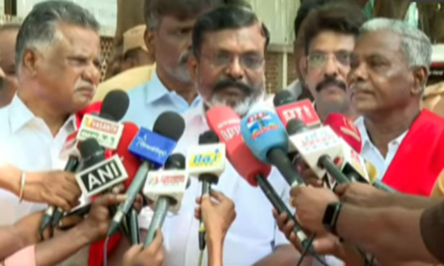 முதல்வருடன் சந்திப்பு ஏன்?- தி.மு.க. கூட்டணி தலைவர்கள் விளக்கம்