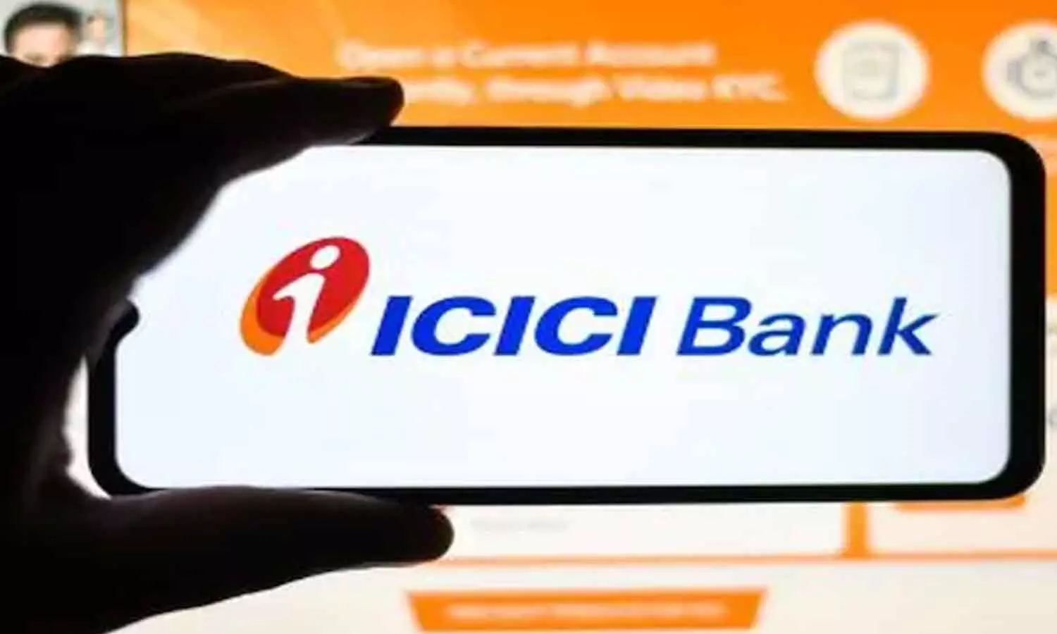 Minimum Balance-ஐ ரூ.50,000 ஆக உயர்த்திய ஐ.சி.ஐ.சி.ஐ. வங்கி- வாடிக்கையாளர்கள் அதிர்ச்சி