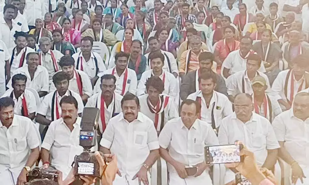 அடுத்த ஆண்டு அ.தி.மு.க. ஆட்சி நிச்சயம் மலரும்- எடப்பாடி பழனிசாமி பேச்சு அடுத்த ஆண்டு அ.தி.மு.க. ஆட்சி நிச்சயம் மலரும்- எடப்பாடி பழனிசாமி பேச்சு