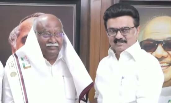 தி.மு.க இலக்கிய அணி தலைவராக அன்வர் ராஜா நியமனம் தி.மு.க இலக்கிய அணி தலைவராக அன்வர் ராஜா நியமனம்