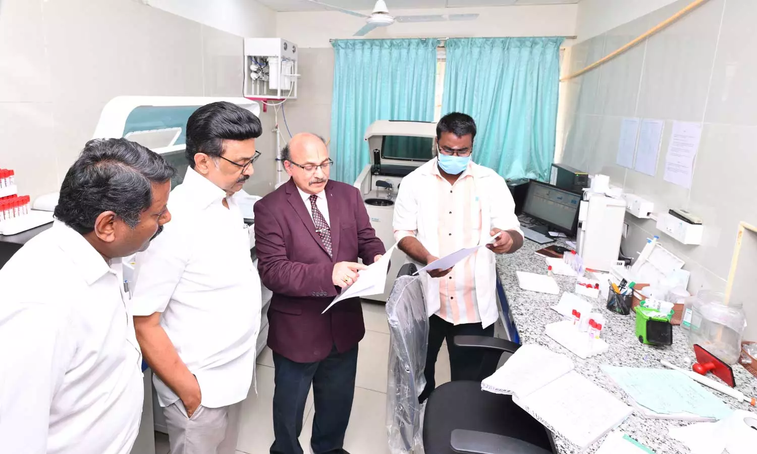 கிண்டி கலைஞர் நூற்றாண்டு பன்னோக்கு மருத்துவமனையில் முதலமைச்சர் மு.க. ஸ்டாலின் திடீர் ஆய்வு..! கிண்டி கலைஞர் நூற்றாண்டு பன்னோக்கு மருத்துவமனையில் முதலமைச்சர் மு.க. ஸ்டாலின் திடீர் ஆய்வு..!