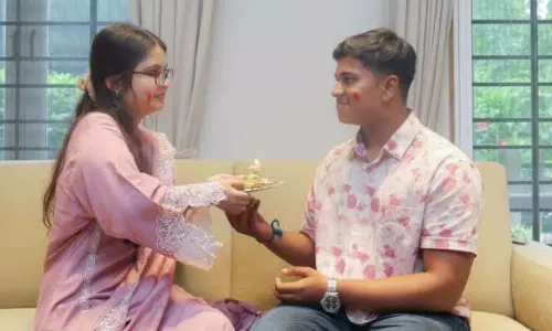 கை மாற்று அறுவை சிகிச்சை செய்த சிறுமி.. தானம் செய்தவரின் சகோதரருக்கு ராக்கி கட்டிய நெகிழ்ச்சி சம்பவம்