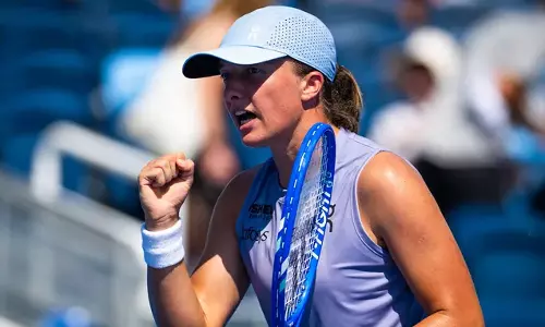 சின்சினாட்டி ஓபன்: இகா ஸ்வியாடெக் அடுத்த சுற்றுக்கு முன்னேற்றம்