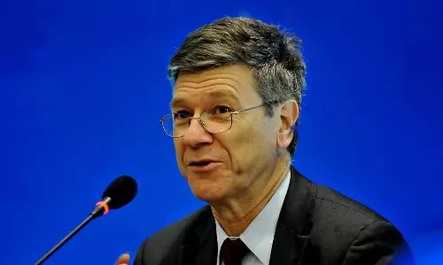 இந்தியா மீது 50 சதவீத வரி: டிரம்புக்கு மேலும் ஒரு பொருளாதார நிபுணர் எதிர்ப்பு