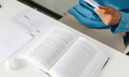 புத்தகத்தை பார்த்து தேர்வெழுதும் முறைக்கு CBSE ஒப்புதல்