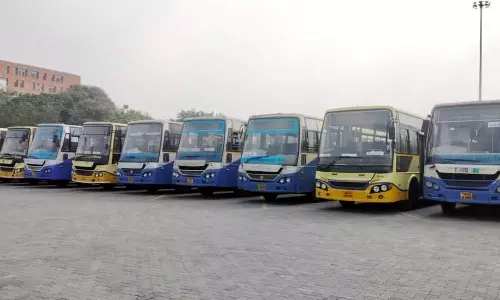 தொடர் விடுமுறையையொட்டி சிறப்பு பேருந்துகள் இயக்கப்படும் என அறிவிப்பு