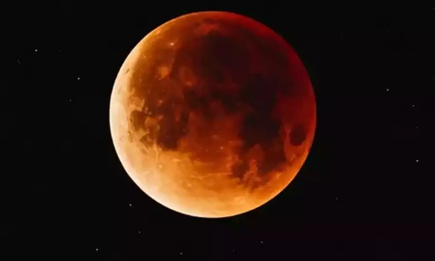 வருகிற 7-ந்தேதி முழு சந்திர கிரகணம்: சென்னையில் முழுமையாக தெரியும்