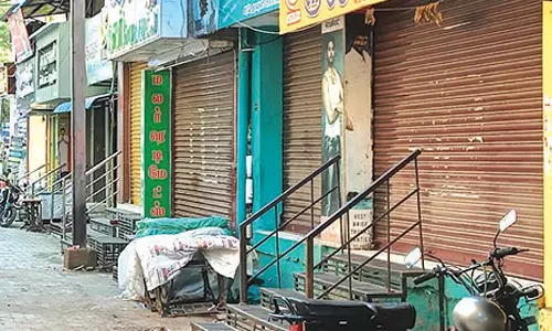 58 கிராம கால்வாயில் தண்ணீர் திறக்க வலியுறுத்தி உசிலம்பட்டி, விருவீடு பகுதிகளில் கடையடைப்பு போராட்டம்