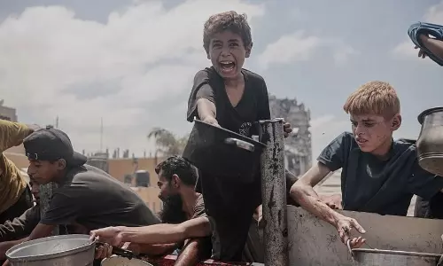 காசாவில் இஸ்ரேல் தாக்குதல்.. உணவுக்காக காத்திருந்த 31 பேர் உட்பட 89 பேர் ஒரே நாளில் கொன்று குவிப்பு