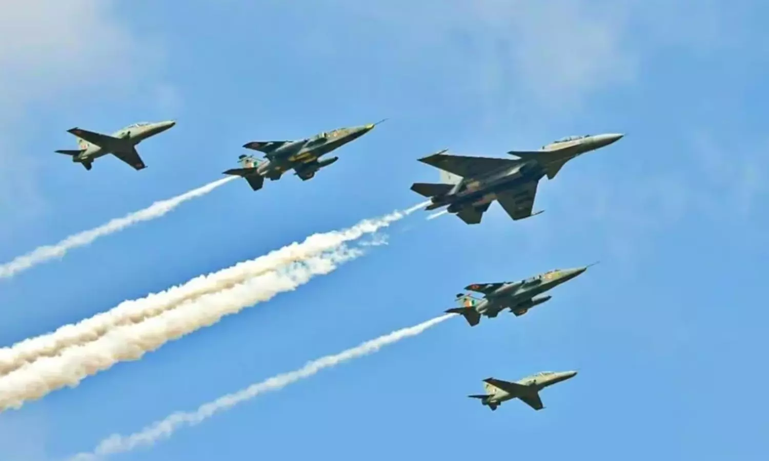 ஆபரேஷன் சிந்தூரில் பங்கேற்ற 36 விமானப்படை வீரர்களுக்கு வீரதீர விருதுகள் - மத்திய அரசு அறிவிப்பு