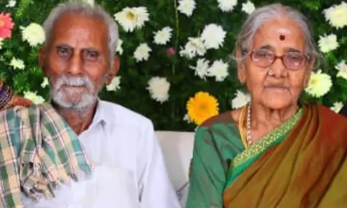 ஈரோட்டில் சாவிலும் இணைபிரியாத தம்பதி