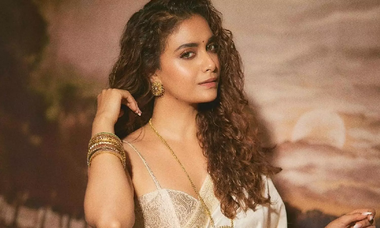 மெலிந்த தேகத்தின் ரகசியம் சொல்லும் கீர்த்தி சுரேஷ் மெலிந்த தேகத்தின் ரகசியம் சொல்லும் கீர்த்தி சுரேஷ்