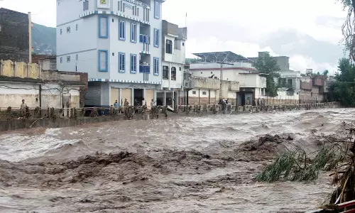 பாகிஸ்தானில் கனமழையால் வெள்ளப்பெருக்கு: 48 மணி நேரத்தில் 307 பேர் உயிரிழப்பு