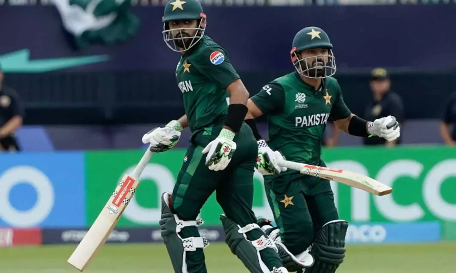 ஆசியக் கோப்பை தொடருக்கான பாகிஸ்தான் அணி அறிவிப்பு - பாபர் அசாம், ரிஸ்வானுக்கு இடமில்லை ஆசியக் கோப்பை தொடருக்கான பாகிஸ்தான் அணி அறிவிப்பு - பாபர் அசாம், ரிஸ்வானுக்கு இடமில்லை