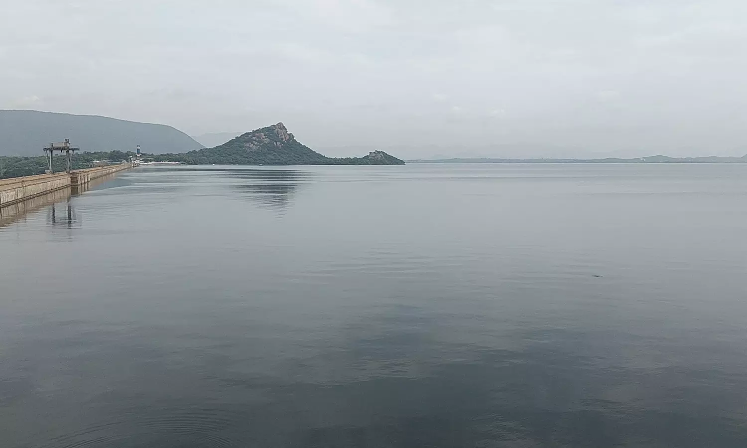 மேட்டூர் அணைக்கு நீர்வரத்து அதிகரிப்பு மேட்டூர் அணைக்கு நீர்வரத்து அதிகரிப்பு