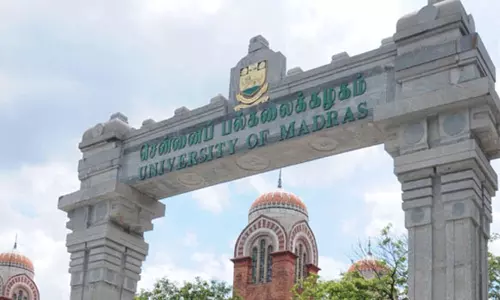 ஒரே நேரத்தில் 2 பட்டப்படிப்புகள் படிக்க மாணவர்களுக்கு அனுமதி?- சென்னை பல்கலைக்கழகம் திட்டம்