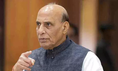 நாட்டின் பெருமைக்குரிய விவகாரத்தில் இப்படி செய்யலாமா?: எதிர்க்கட்சிகள் மீது ராஜ்நாத் சிங் குற்றச்சாட்டு