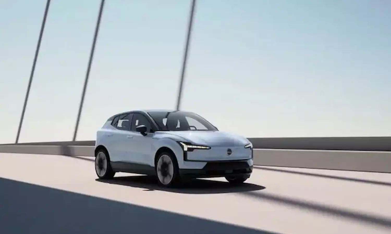 480 கி.மீ. ரேஞ்ச், அட்டகாசமான டிசைன்... வெளியீட்டுக்கு தயாரான வால்வோ எலெக்ட்ரிக் கார்