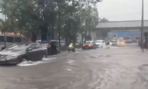 VIDEO: கொட்டி தீர்த்த கனமழை - வெள்ளக்காடான மும்பை