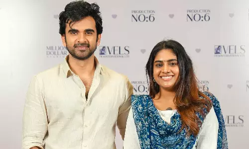 அசோக் செல்வனுக்கு ஜோடியாக நடிக்கும் நிமிஷா சஜயன் -  புதிய படத்தின் பூஜை க்ளிக்ஸ்