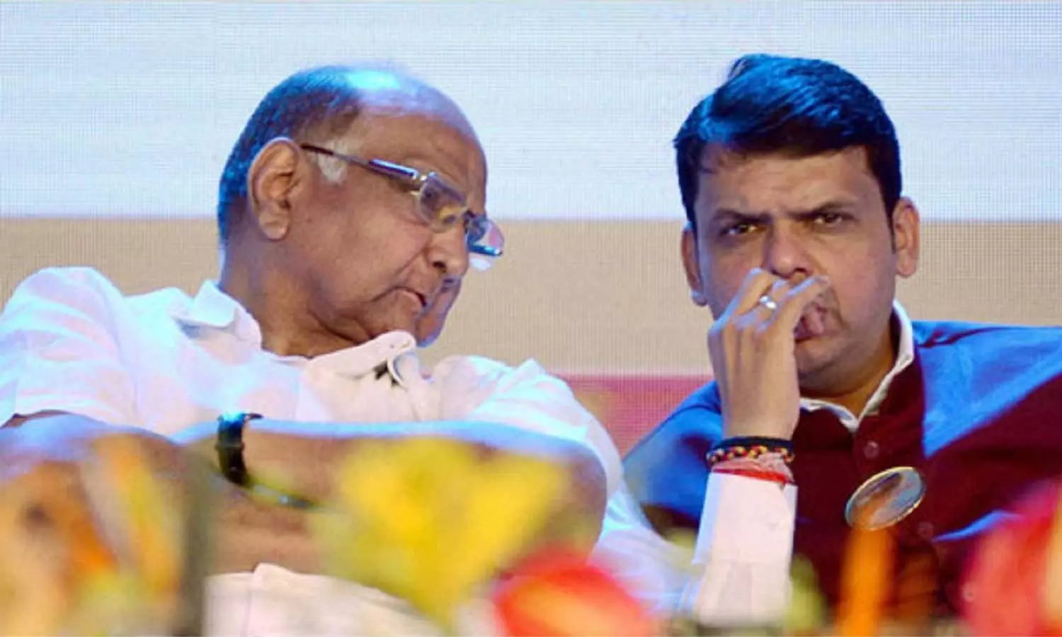 துணை ஜனாதிபதி தேர்தல்: ஆதரவு கேட்ட பட்நாவிஸ்க்கு சரத் பவார் அளித்த நச் பதில்..! துணை ஜனாதிபதி தேர்தல்: ஆதரவு கேட்ட பட்நாவிஸ்க்கு சரத் பவார் அளித்த நச் பதில்..!