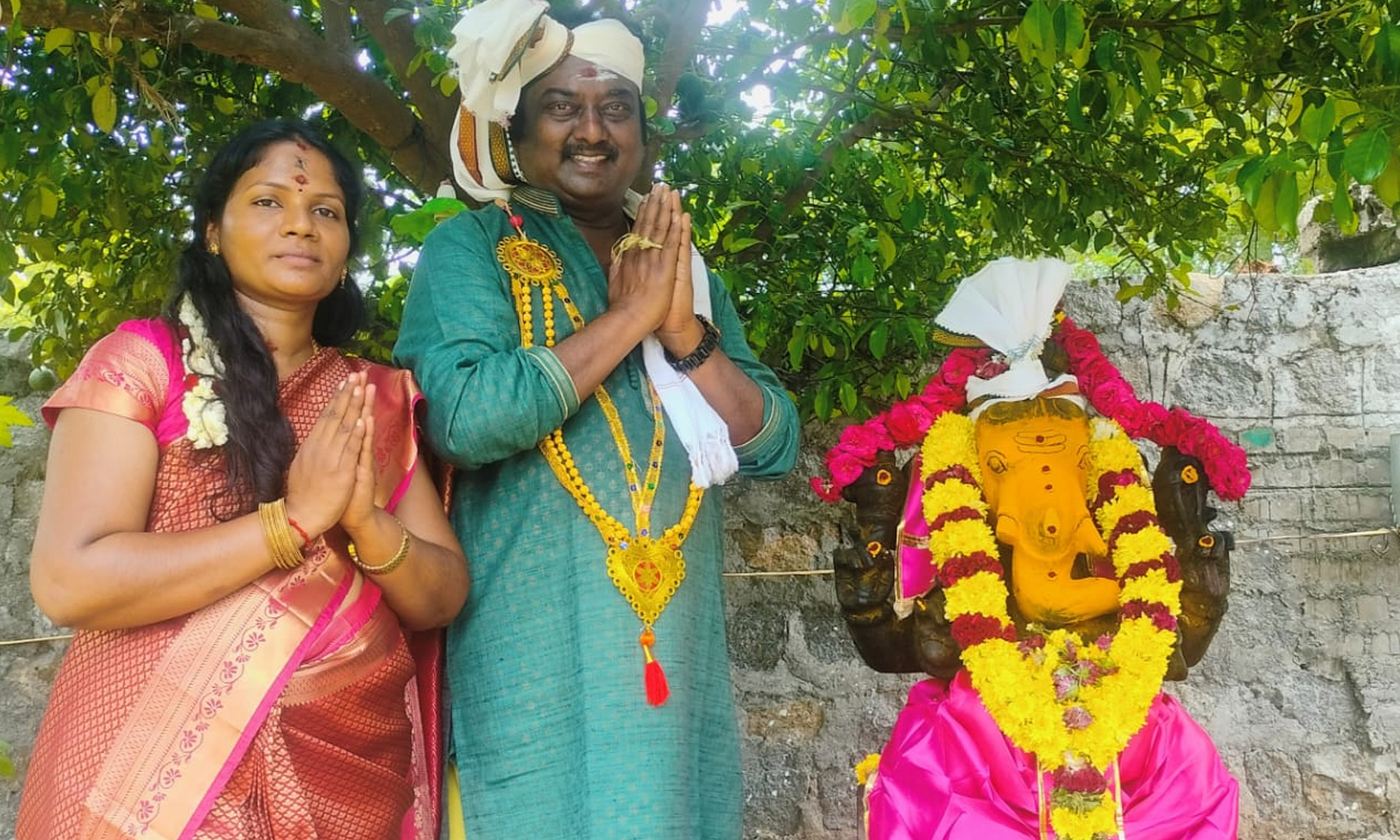 நடிகர் பருத்திவீரன் சரவணன் கட்டியுள்ள விநாயகர் கோயில்