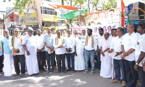 INTUC சார்பில்  நடைபெற்ற வாகன பிரச்சார பயணத்தை குமரி எம்பி விஜய்வசந்த் துவக்கி வைத்தார்