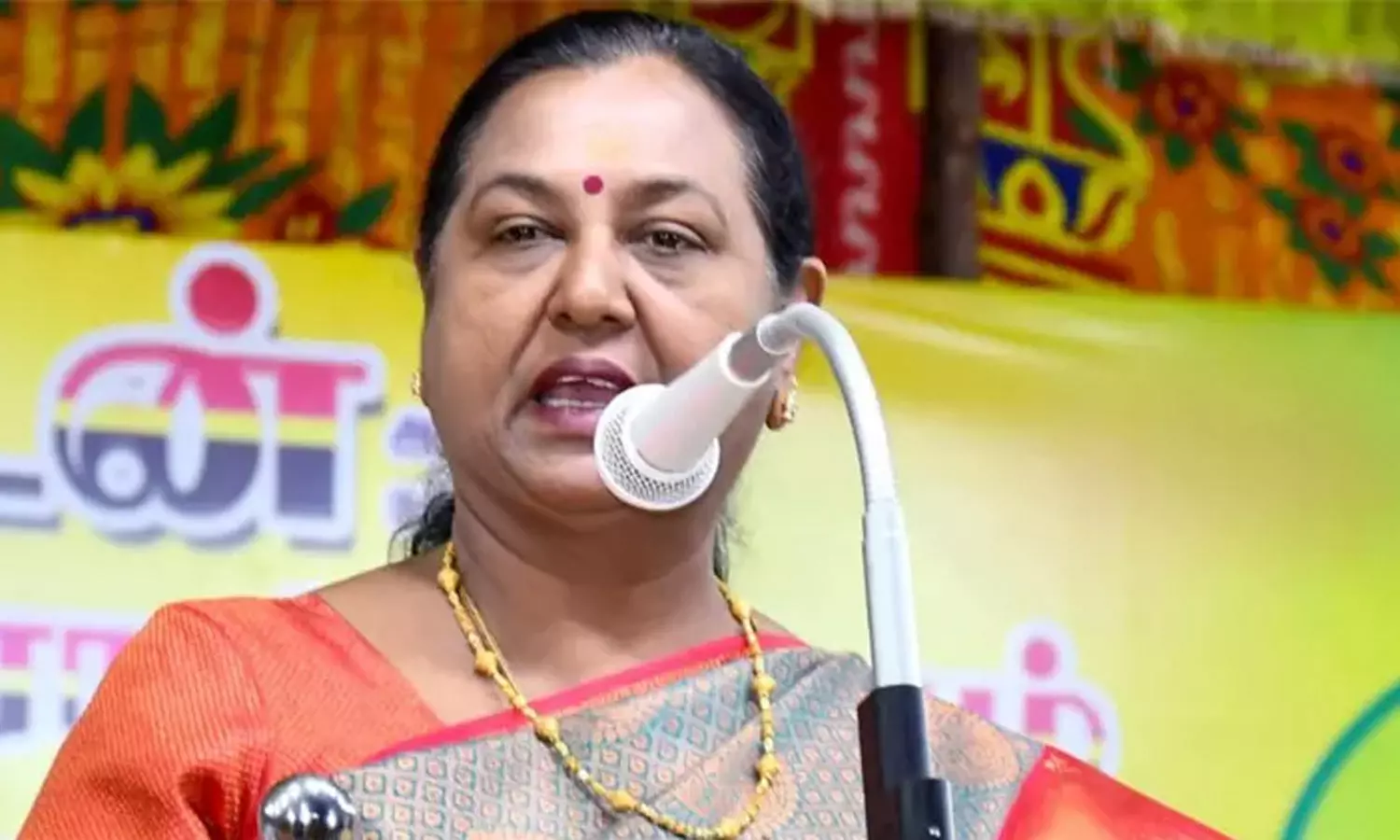 அரசியலில் விஜயகாந்த் இடத்தை யாராலும் நிரப்ப முடியாது: பிரேமலதா பேட்டி