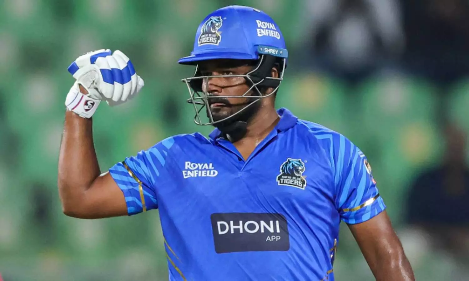 கேரள கிரிக்கெட் லீக்கில் அதிரடி சதம் விளாசிய சஞ்சு சாம்சன்! கேரள கிரிக்கெட் லீக்கில் அதிரடி சதம் விளாசிய சஞ்சு சாம்சன்!