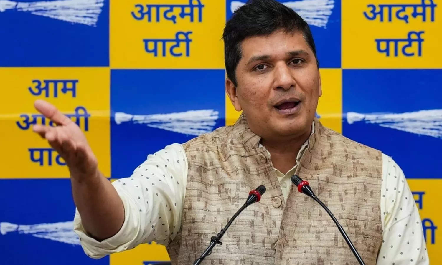 மருத்துவமனை கட்டுமான ஊழல்: டெல்லி முன்னாள் அமைச்சர் சௌரப் பரத்வாஜ் வீட்டில் அமலாக்கத்துறை சோதனை!